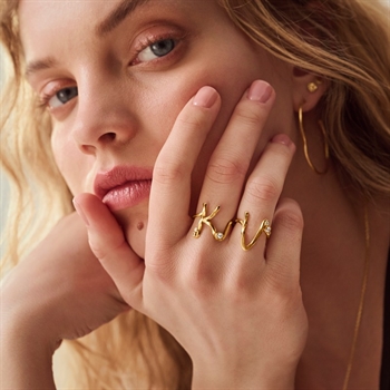 Maanesten - Alphabet Ring in Vergoldet Silber - K 2